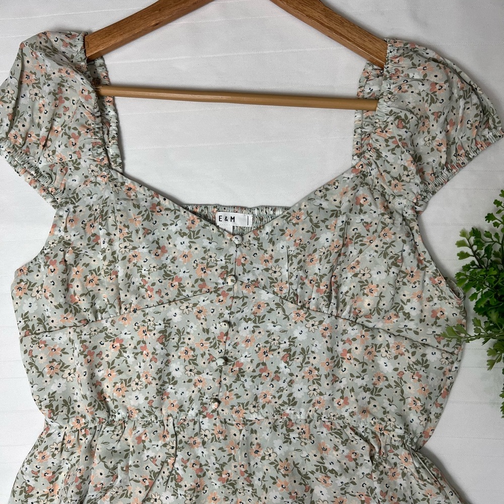 Daisy Top - Picture 3 of 3